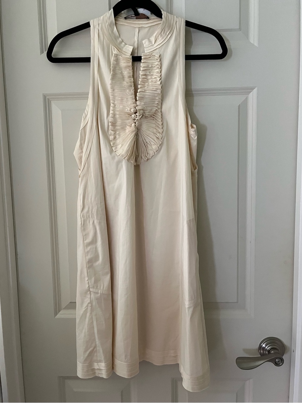 BCBG Maxazria Dress Cream Racerback Tuxedo Ruffle lightweight sleeveless size S